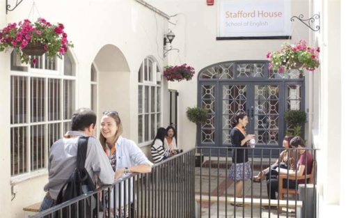 sejours agency Anglais général standard à Brighton