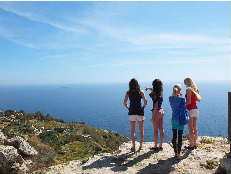 Immersion linguistique jeune